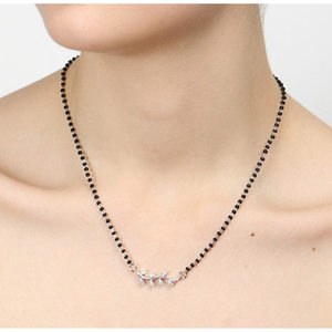 Compre un Mangalsutra de Plata Pura, Joyería Cultural Coleccionable, Regalo Perfecto para su Esposa - Product Image 6