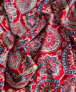 GAJI À LA MODE SOIE DOUCE BANDHEJ TRAVAIL SAREE AVEC CHEMISIER NON COUDU VÊTEMENT DÉCONTRACTÉ PRIX DE GROS VÊTEMENT ETHNIQUE - Product Image 2