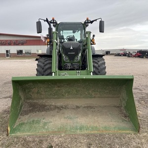 Tractor de Ruedas FENDT 513 VARIO R1W 2023, 480/65T28, Caja de Cambios Automática, 120HP, 4WD, Componentes Principales del Tractor Agrícola, MOTOR AGCO - Product Image 1