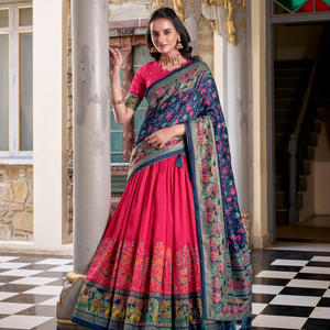 Lehenga Choli de Seda Tussar Semi-Cosido para Adultos, Escote Corazón, Silueta en A, Largo hasta el Suelo, Espalda Descubierta, Estampado Metalizado para Bodas - Product Image 1