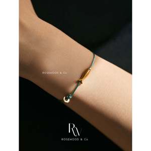 Braccialetto Intrecciato con Pesce Blu e Ciondolo in Oro, Nodo Regolabile, Charm dell'Amicizia, Bracciale alla Moda - Product Image 1