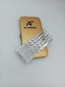 Top Trending Hello Kitty Print Pinzas para pestañas Full Mirror Polish Pinzas de extensión de pestañas de acero inoxidable sostenibles - Product Image 3