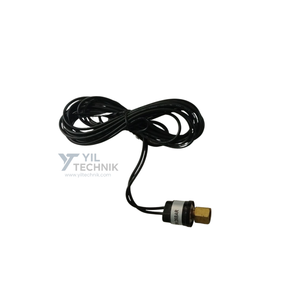 Pressostat haute pression 26/31 bars SPDT avec câble de 1,5 m OEM 450R377R - Product Image 1