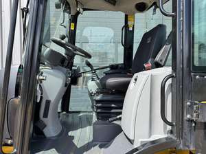 ล้อขนาดกะทัดรัด908ม. แบรนด์ใหม่ที่มีเครื่องยนต์ปล่อยมลพิษต่ำและห้องโดยสารที่มองเห็นได้ชัดเจนสำหรับงานก่อสร้างในเมืองที่มีประสิทธิภาพ - Product Image 3