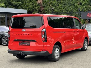 Ford Tourneo Custom 2020-2024 Usada en Venta, Económica, con 7-9 Asientos de Cuero, Cámara Trasera, Volante a la Izquierda - Product Image 2