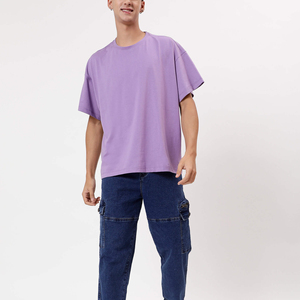 Camiseta de algodón 100% con logotipo personalizado de alta calidad del fabricante para hombre de peso pesado 240 gramos patrón sólido - Product Image 4