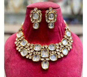 Collar Tradicional Indio Kundan con Hermosos Pendientes, Trabajo Meenakari en la Parte Posterior, Calidad Premium, Perfecto para Bodas y Eventos - Product Image 1