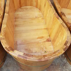 Decor bagno tradizionale con vasca da bagno indipendente in legno i più venduti dal Viet Nam 99GD