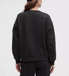 Vêtements de sport pour femmes en gros, ensemble 2 pièces, fabricant OEM, col rond, sans capuche, polaire, polyester, jogging, survêtement - Product Image 2