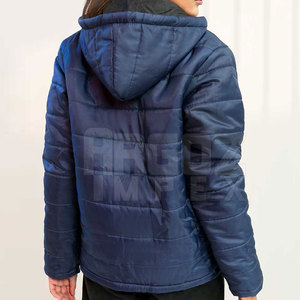 เสื้อแจ็คเก็ตพัฟเฟอร์ผู้หญิงสำหรับฤดูหนาว คุณภาพสูง ระบายอากาศได้ดี  โลโก้ด้านหน้าแบบถัก  ขายดีอันดับต้นๆ  รับผลิตตามแบบ OEM  ขายส่ง - Product Image 2