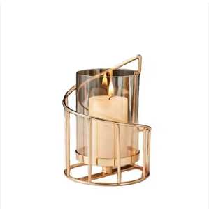 Dernière arrivée bougeoir en métal Noël luxe fait à la main durable pilier titulaire Home Decor vente en gros exportateur fabricant - Product Image 6