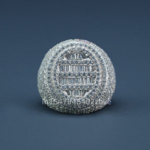 Bague pour homme en argent sterling 925, hip-hop, ornée de diamants de culture, design élégant, alliant qualité et tendance - Product Image 1