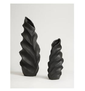 Juego de 3 floreros de fundición de aluminio usados para hotel y cafetería antiguos negros mate de alta calidad en forma de Pilar - Product Image 3