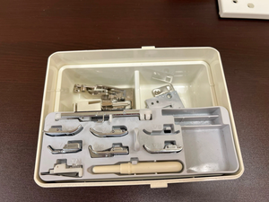 B-R-O-T-H-E-R Q-U-A-T-T-R-O NV6000D จักรเย็บผ้าเย็บปักถักร้อยและเครื่องนอน - Product Image 2