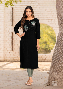 Salwar Kameez décontracté en rayonne légère et élégante avec broderie et poches avant, séchage rapide pour femmes de bureau - Product Image 5