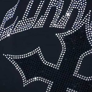 2025 nuevas sudaderas con capucha de diamantes de imitación de moda térmica Venta caliente ropa de calle Sudadera con capucha con cremallera completa Sudadera con capucha de precio más bajo - Product Image 3