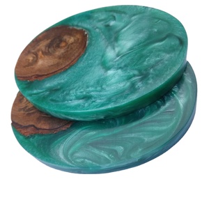 Sous-verres écologiques en résine et bois Offre Spéciale en bois Design unique Sous-verres carrés en bois d'olivier et en résine époxy pour le café et le thé en pierre - Product Image 1