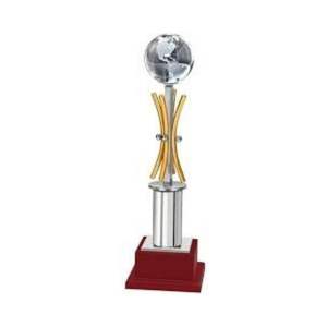 Diseño Creativo de Trofeo de Metal para Evento de Premiación de Innovación - Product Image 1