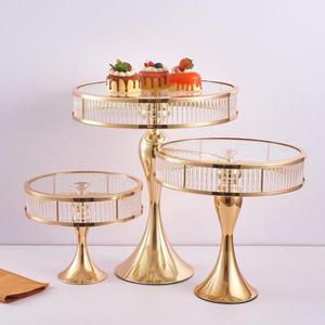 Support de délicieux gâteaux de mariage Luxueux or royal fabriqué en inde Support de gâteau américain à trois niveaux le plus vendu pour noël - Product Image 4