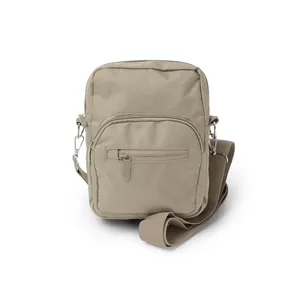 Collezione di Zaini Promozionali Razzle RPET: Borsa a Tracolla Sostenibile per Gadget - Product Image 2