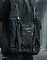 Veste tactique Techwear personnalisée pour homme |   Fabricant de gilets utilitaires noirs OEM Dark Ninja Streetwear