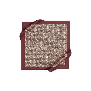 Écharpe carrée en soie unie beige bordeaux tendance - Product Image 1