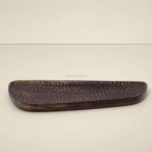 Bandejas para servir de madera de nogal y acacia hechas a mano, venta al por mayor personalizada, bandeja para servir de chocolate brillante de madera grabada artesanal para el hogar, comida - Product Image 2