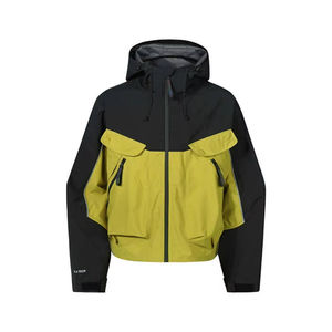 Hermoso estilo Conjuntos personalizados para hombres Ropa de calle ligera Chándal de nailon Conjunto de pantalones cortos cortavientos para hombres - Product Image 1