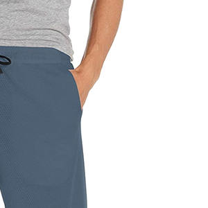 Coupe confortable de haute qualité Logo personnalisé Streetwear hommes maille Shorts nouveau Design couleur unie hommes maille Shorts - Product Image 4