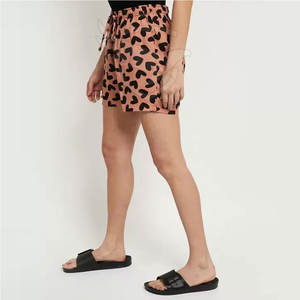 Prix de gros, shorts légers pour femmes, shorts confortables pour femmes, shorts pour femmes à taille élastique pour vente en ligne - Product Image 2