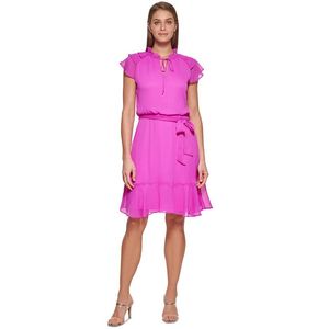 Robe décontractée pour femme DKNY, style urbain, col licou, longueur genou, ourlet à volants, en mousseline rose, taille XS, respirante, motif losanges - Product Image 1