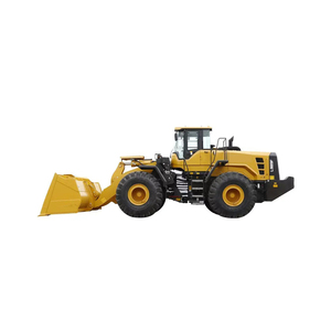 Chargeur rétrocaveuse 4x4 à vendre avec des pneus lourds, conçus pour les terrains accidentés et les travaux difficiles - Product Image 4