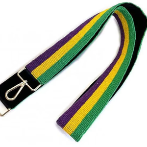 Bolso de Mano con Correa Bordada con Cuentas de Semillas Estilo Mardi Gras Hecho a Mano en India, Correa de Moda Estilo Mardi Gras - Product Image 1