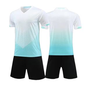 Ventes en gros de maillots de football américains personnalisés, vêtements de football tendance avec design par sublimation, tissu en maille - Product Image 1