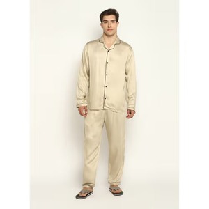 ชุดนอนผ้าไหมเนื้อนุ่มเงาขายดี สำหรับใส่ที่บ้านหรือโรงแรม & มีบรรจุภัณฑ์สำหรับเป็นของขวัญ ราคาโรงงานจากอินเดีย - Product Image 1