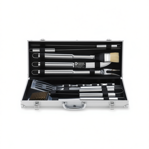 Juego de Utensilios para Barbacoa de Acero Inoxidable de Primera Calidad, 12 Piezas (45 cm) - Cromado - Product Image 2