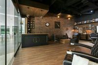 Comptoir de Barbier Commercial Portable Moderne en Bois avec Miroir LED, Design Écologique et Durable, Rangement Multiple Réglable