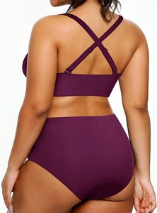 Maillot de bain sexy 2 pièces pour femmes avec logo personnalisé OEM Vente en gros Vêtements de plage bas pour l'été avec quantité minimale de commande logo brodé personnalisé - Product Image 2