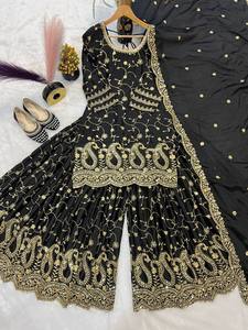 Salwar Kameez en tissu haut de gamme, pur micro-coton Chinnon, décontracté, avec broderie riche et design réversible, idéal pour toutes les saisons et les fêtes - Product Image 4