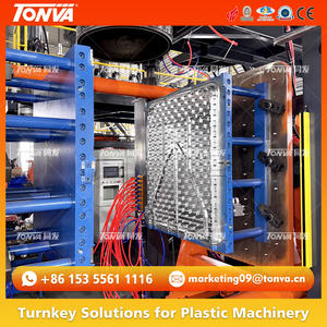 Tables pliantes en plastique <span class=keywords><strong>de</strong></span> <span class=keywords><strong>6</strong></span> pieds dans une machine <span class=keywords><strong>de</strong></span> moulage <span class=keywords><strong>par</strong></span> soufflage pour meubles pliants - Product Image 5