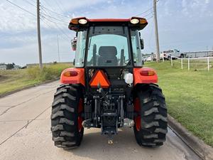 Tractor de Dos Ruedas Kubota M6060 4WD de 2018 - Product Image 4