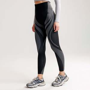 Leggings sans couture Bristle Pro noirs, extensibles dans 4 directions, respirants, effet push-up, taille basse, grande taille XL pour le fitness et le yoga, offre ODM - Product Image 3