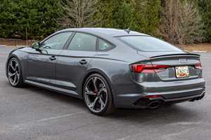 Audi RS5 Sportback 2019 d'occasion en bon état, 444 ch, V6 biturbo, packs Black Optic et Dynamic, non modifiée - Product Image 2