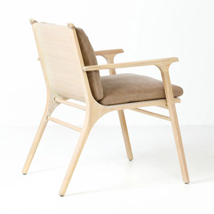 Sillón Rendining hecho de madera de teca maciza de alta calidad con cojín de color natural para uso en interiores y exteriores. - Product Image 3