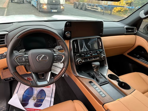 NUOVISSIMO LEXUS LX 600 2026 3.4L 6 Cilindri Benzina 415 CV 4WD Euro 6 Trasmissione Automatica Guida a Sinistra - Product Image 2