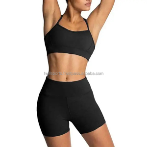 Conjunto Deportivo de Yoga para Mujer de Alta Calidad con Logotipo Personalizado, Diseño Sólido, Top Corto y Pantalones Cortos, 100% Algodón, Secado Rápido, Ecológico y Lavado - Product Image 3