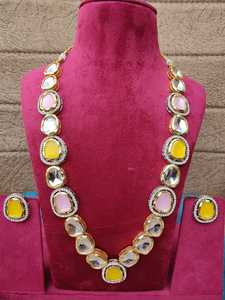 Ensemble de collier de luxe de qualité supérieure inspiré célébrités beau Kundan Long collier Meenakari travail dos côté bijoux en laiton - Product Image 6
