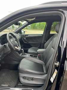 Pre-Owned Clean 2023 Volks-wagen tiguan 2.0T SE Sport Utility 4D - Product Image 4