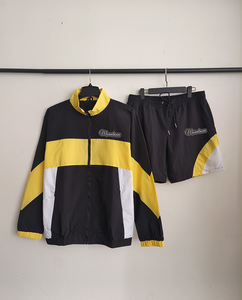 Logo de broderie deux pièces avec fermeture éclair vers le haut en nylon et polyester Streetwear Survêtement Veste Coupe-Vent Ensemble Court pour Hommes - Product Image 3