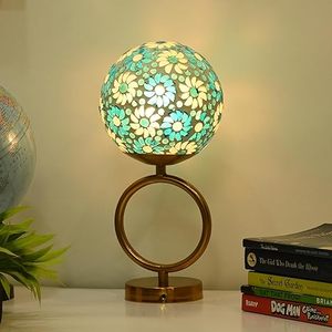 Lanternes à bougies décoratives en acier inoxydable de style vintage Lanternes suspendues en métal pour l'intérieur et l'extérieur pour les mariages Événements de Pâques Autres - Product Image 1